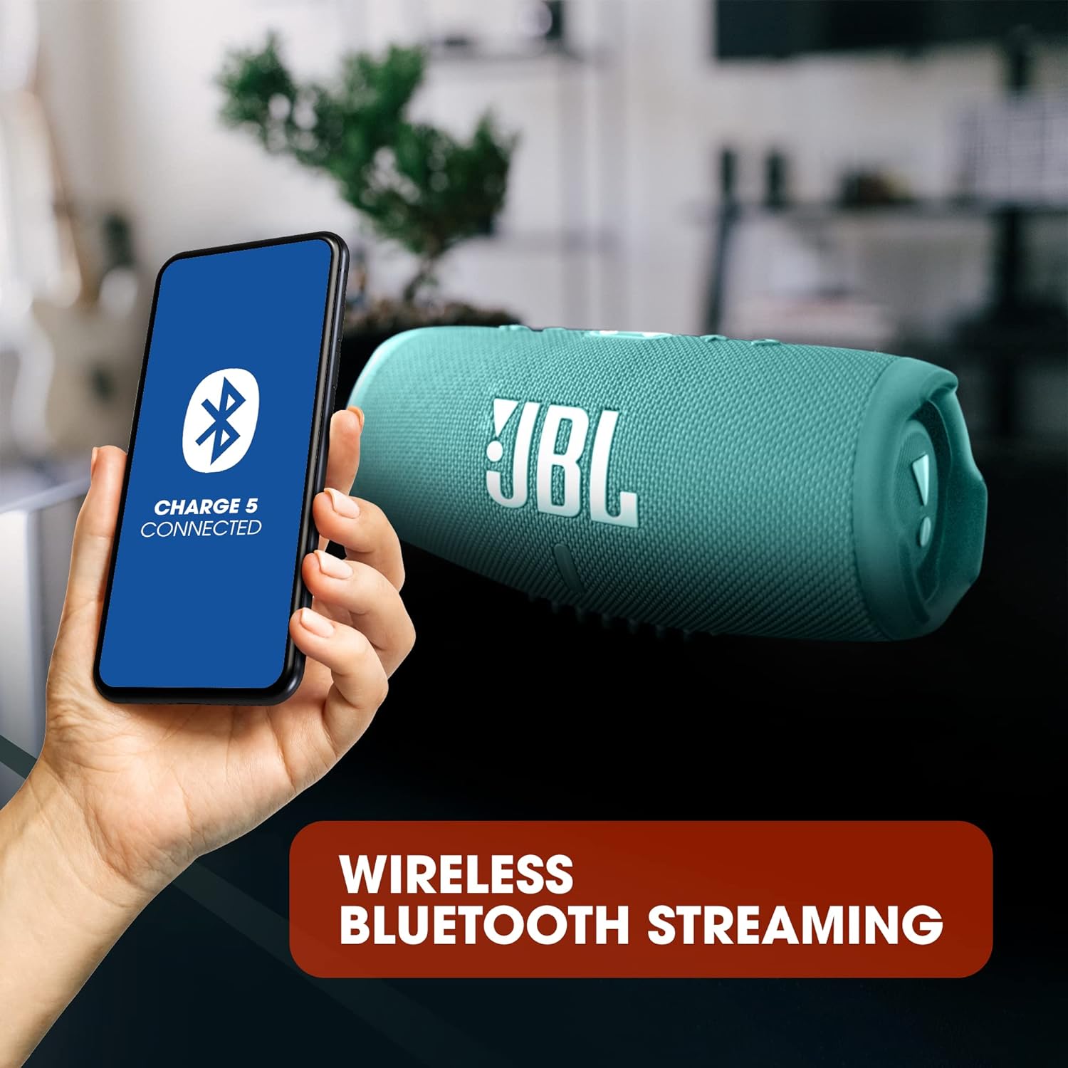 JBL CHARGE5 - BLUETOOTH SPEAKER WITH 20HRS OF PLAYTIME PLUS WATERPROOF AND DUSTPROOF - GREEN - Image 3
